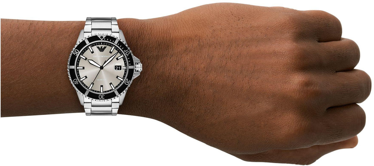 World Explorer Three-Hand Date Stainless Steel AR11683 AR11683 - Image 4